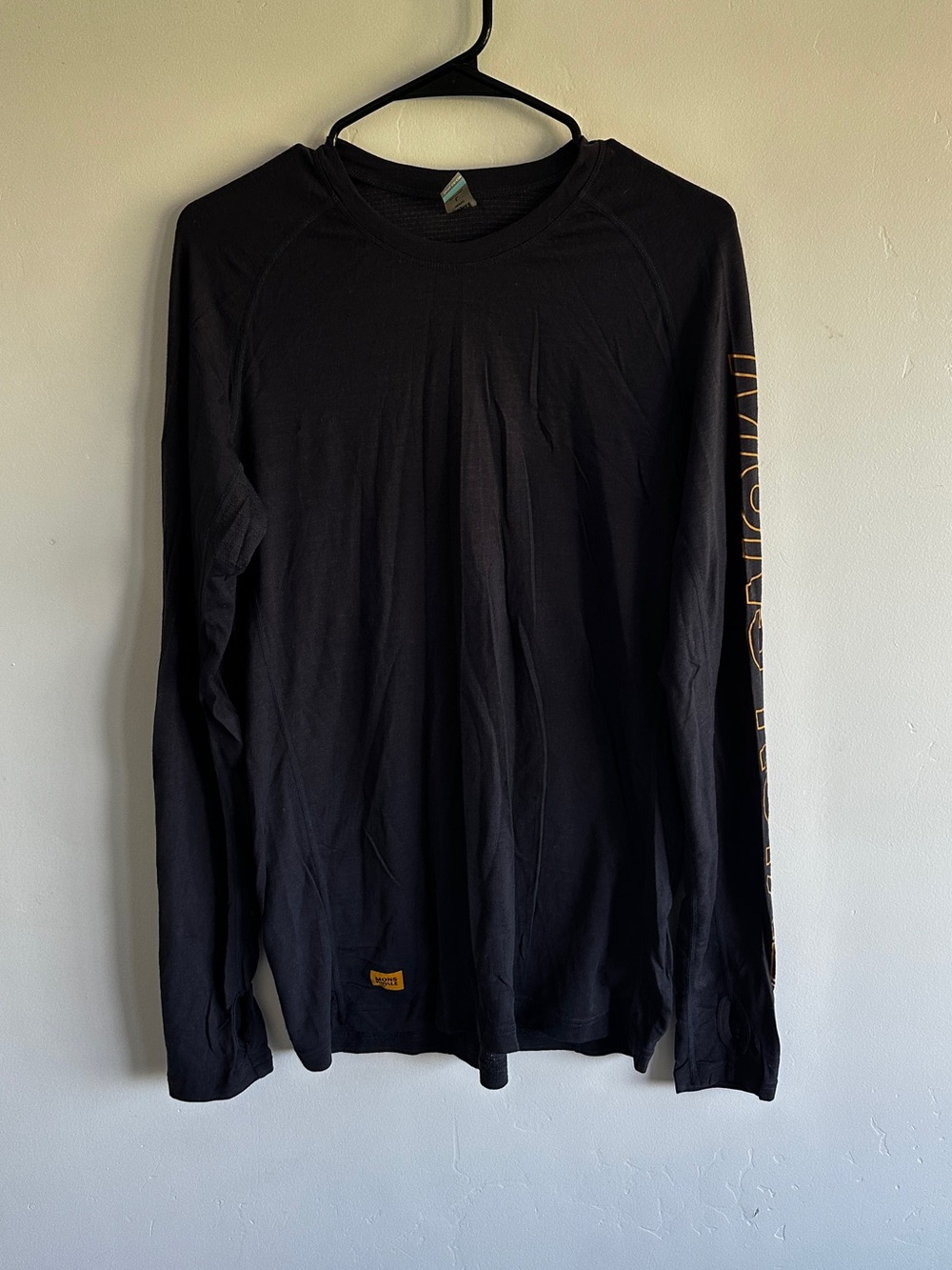 MONS ROYALE TEMPLE TECH LS LONG SLEEVE BLACK SIZE LARGE